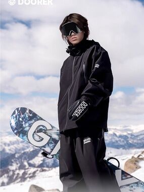 Doorek Core 3L Shell Jacket  unisex technical ski and snowboard 🏂 nwt Sz Large